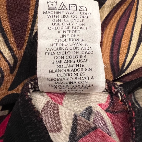 Briggs New York Size XL shirt sleeve top like new - Picture 6 of 7